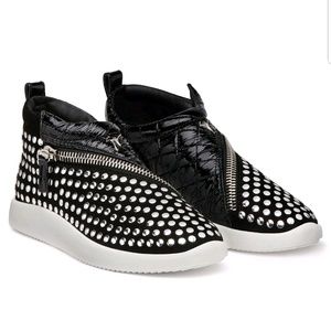 Meet your Posher, Joel